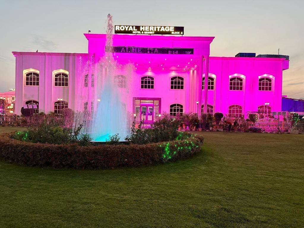 Royal Heritage Hotel & Resort Ayodhya Extérieur photo